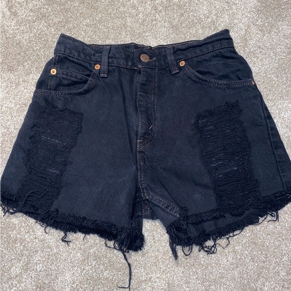 Vintage Orange Tab Black Distressed Levi’s‎ Shorts Size 3 - Picture 1 of 6